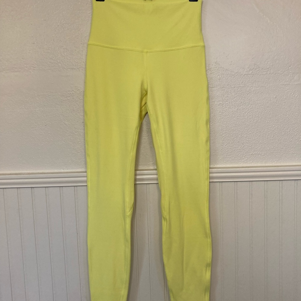 Lululemon Align High-Rise Leggings 25” double lined - neon yellow - Size 4